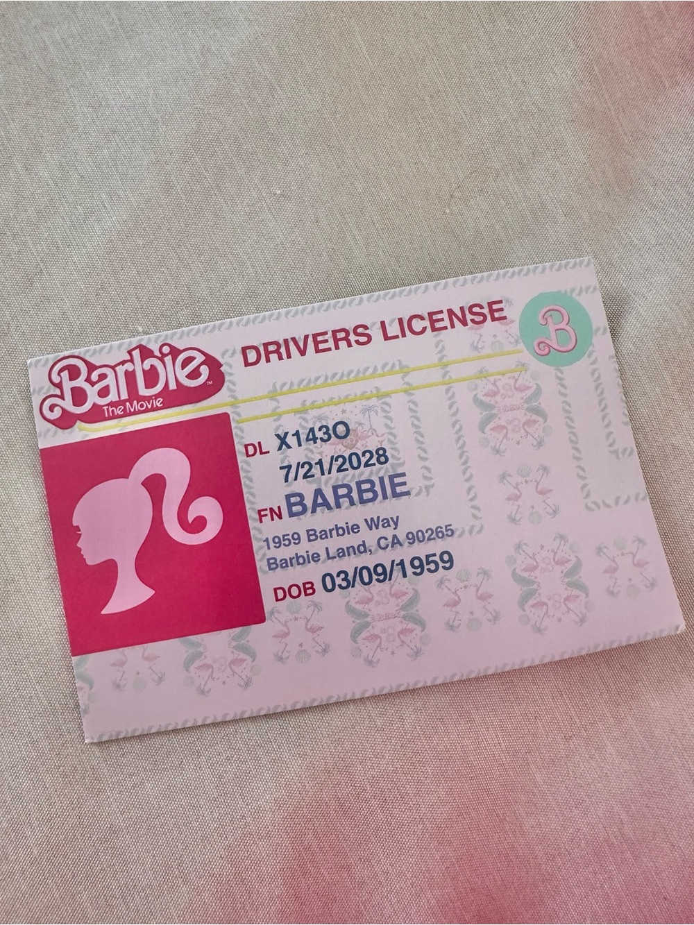 BEIS X BARBIE
The Travel Wallet in Barbie™ Pink NWOT - Picture 11 of 13